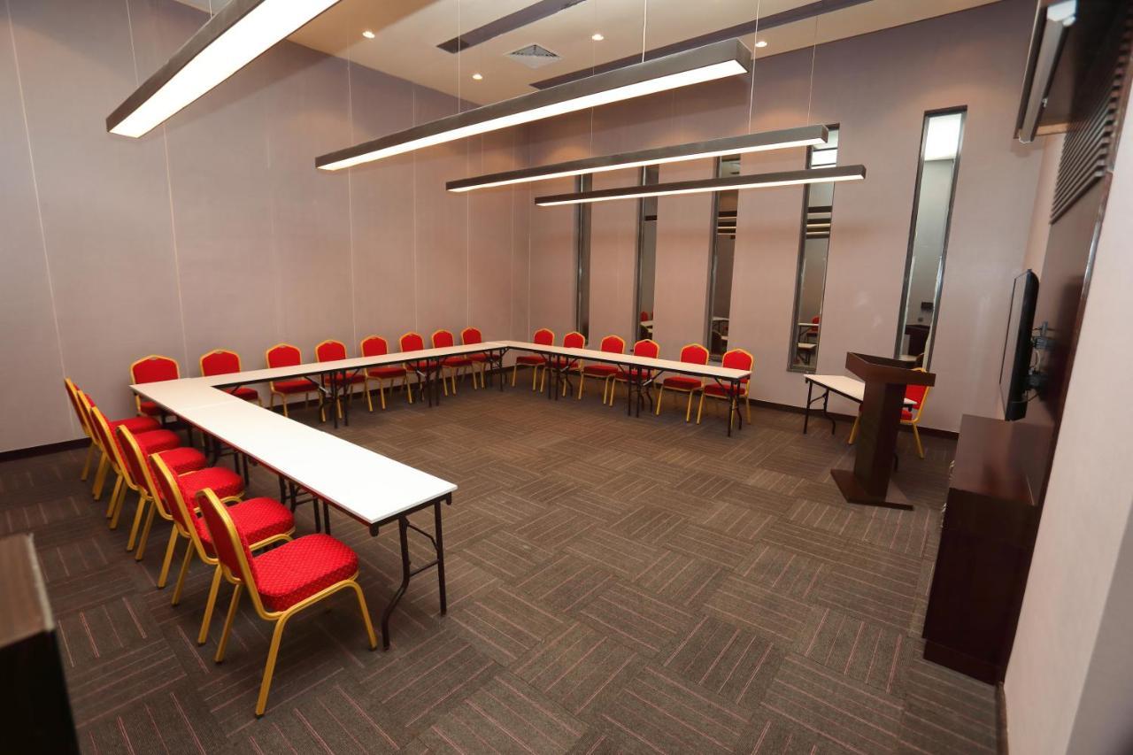 The Green Park กาซีอันเทป ภายนอก รูปภาพ A typical meeting room