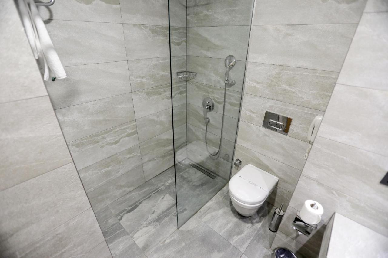 The Green Park กาซีอันเทป ภายนอก รูปภาพ A shower cubicle